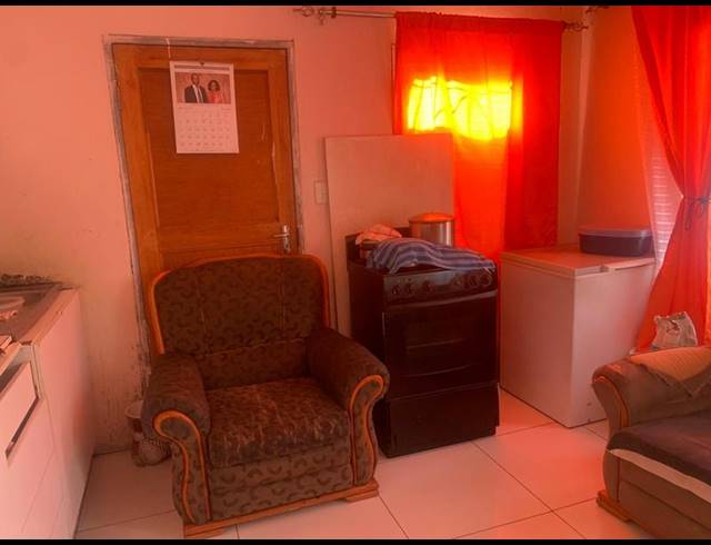 2 BEDROOM HOUSE FOR SALE IN FOREST VILLAGE